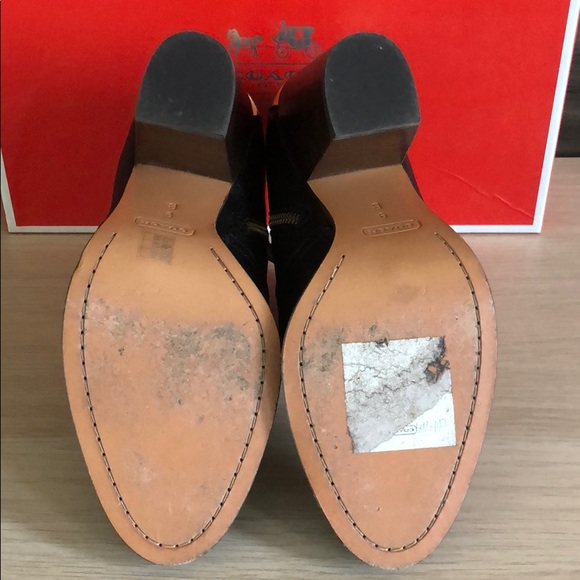 COACH BLACK LEATHER BOOTS - Picture 5 of 5